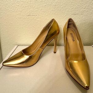 JustFab Gold Women's Heels